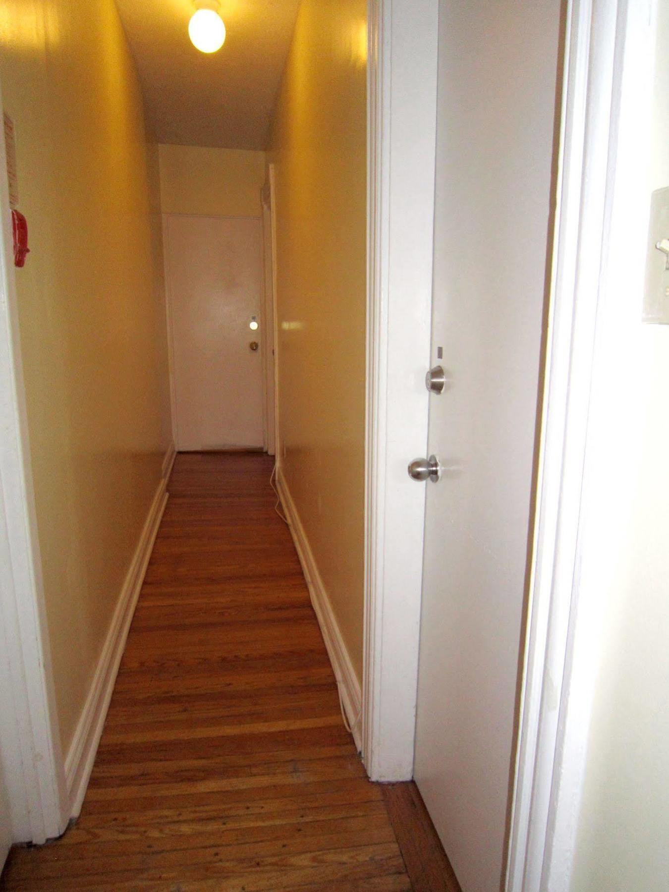 Spadina 11 Guesthouse โตรอนโต ภายนอก รูปภาพ